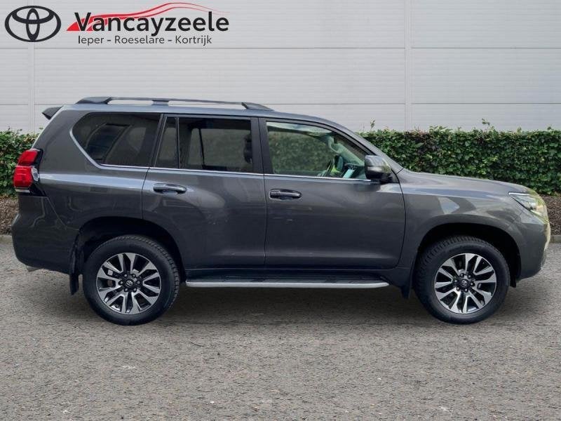 Toyota Land Cruiser Dynamic 47934 + BTW, Argent ou Gris, Achat, Euro 6, 5 portes
