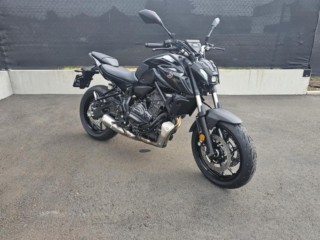 MT-07 Yamaha 2023 ( 30km neuve ), Permis Moto A, Plus de 35 kW, 2 cylindres, 700 cm³