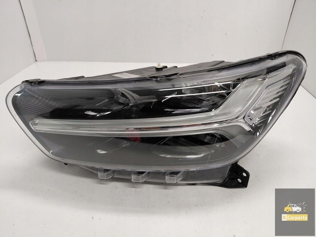 32342524, Volvo XC40 MID LED-lamp links Compleet, Gebruikt, Gunnar Engellaus vag 8
405 31  Gothenburg, SE, Info@volvocars.com