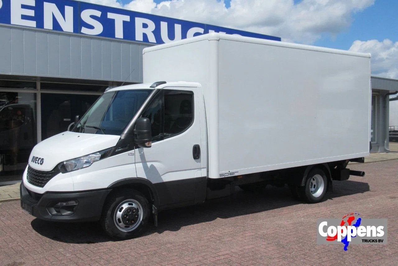 Iveco Daily 35C16 Bak+Klep Automaat, Auto's, Bestelwagens en Lichte vracht, Automaat, Iveco, Wit, Bedrijf