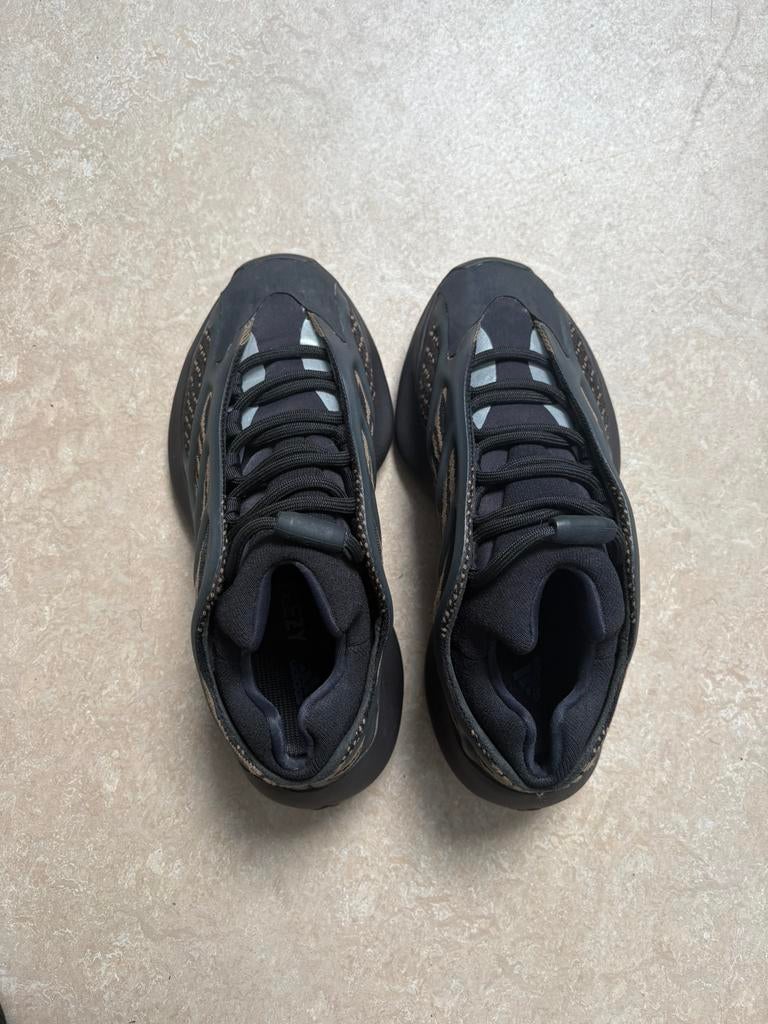 Yeezys 700, Envoi, Comme neuf, Chaussures de sport