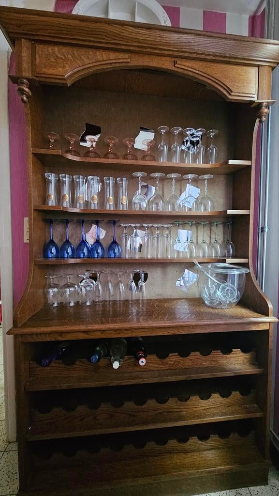 Eikenhouten bar