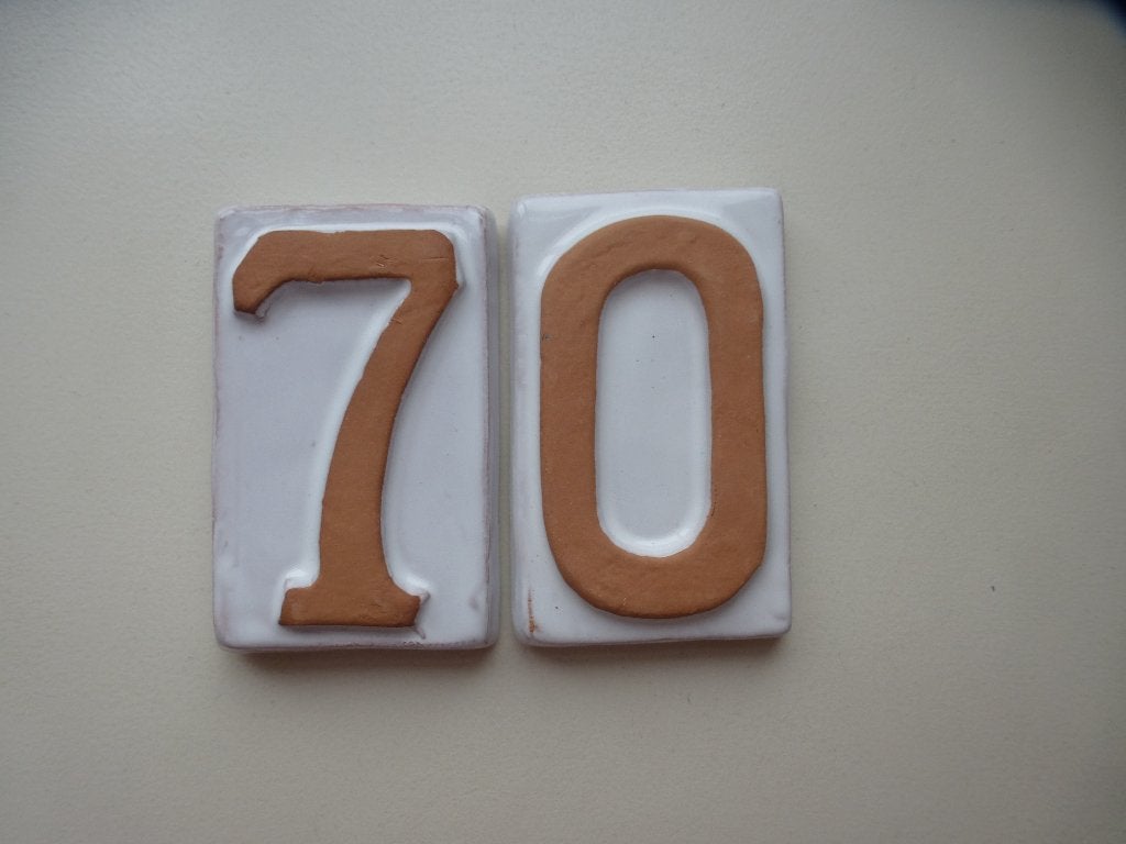 NUMÉRO DE MAISON 70 ou 7, Enlèvement ou Envoi, Neuf