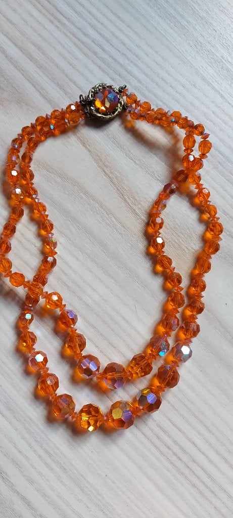Collier vintage en perles en verre facetté, Enlèvement ou Envoi, Comme neuf, Orange