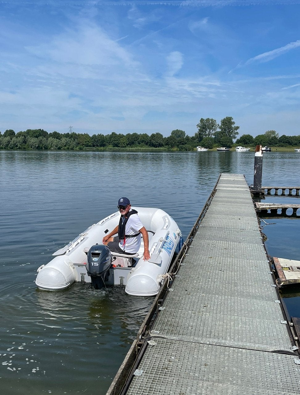 RIB Rubberboot 3.80 meter Alu bodem & 15 PK motor, Enlèvement, Comme neuf, Aluminium, Yamaha