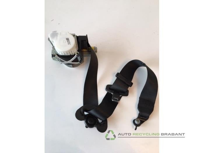 Ceinture de sécurité avant droite d'un BMW 3-Serie, Autos : Pièces & Accessoires, -, 3 mois de garantie, Utilisé, -