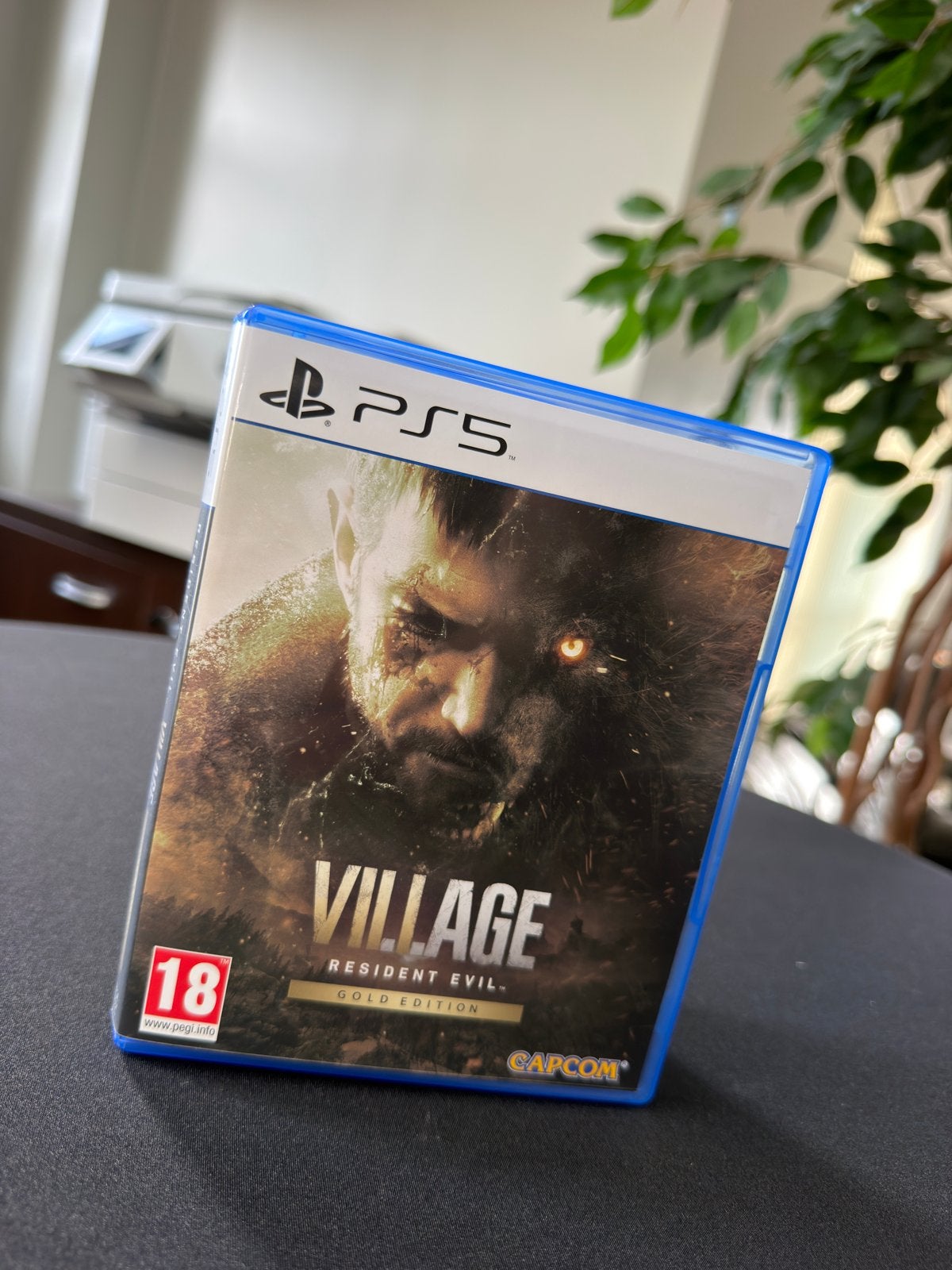 Resident evil village gold / PS5, Enlèvement, Comme neuf