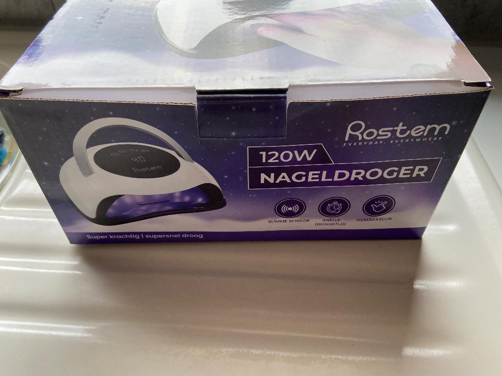 Nagelfreesmachientje en nageldroger, Ophalen, Zo goed als nieuw