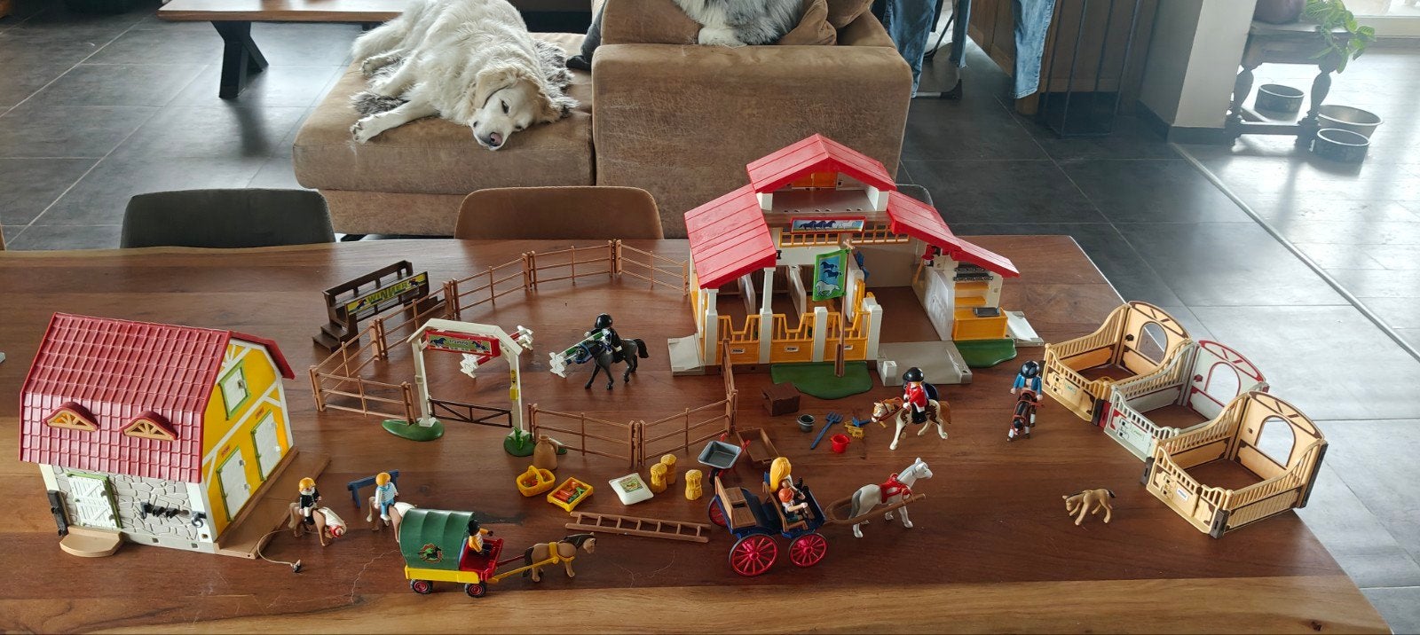 playmobil manege met pony ranch enz, Ophalen of Verzenden