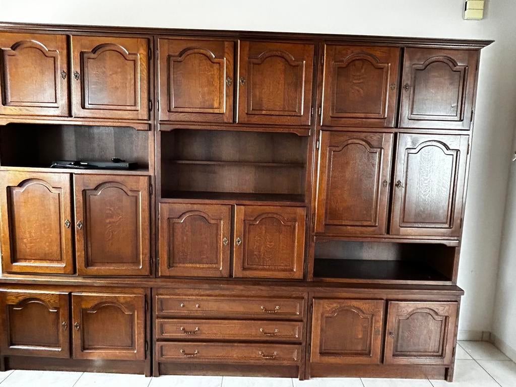 Donker Eiken wandmeubel, Huis en Inrichting, Kasten | Wandmeubels, Ophalen, 250 tot 300 cm, Gebruikt, 200 cm of meer