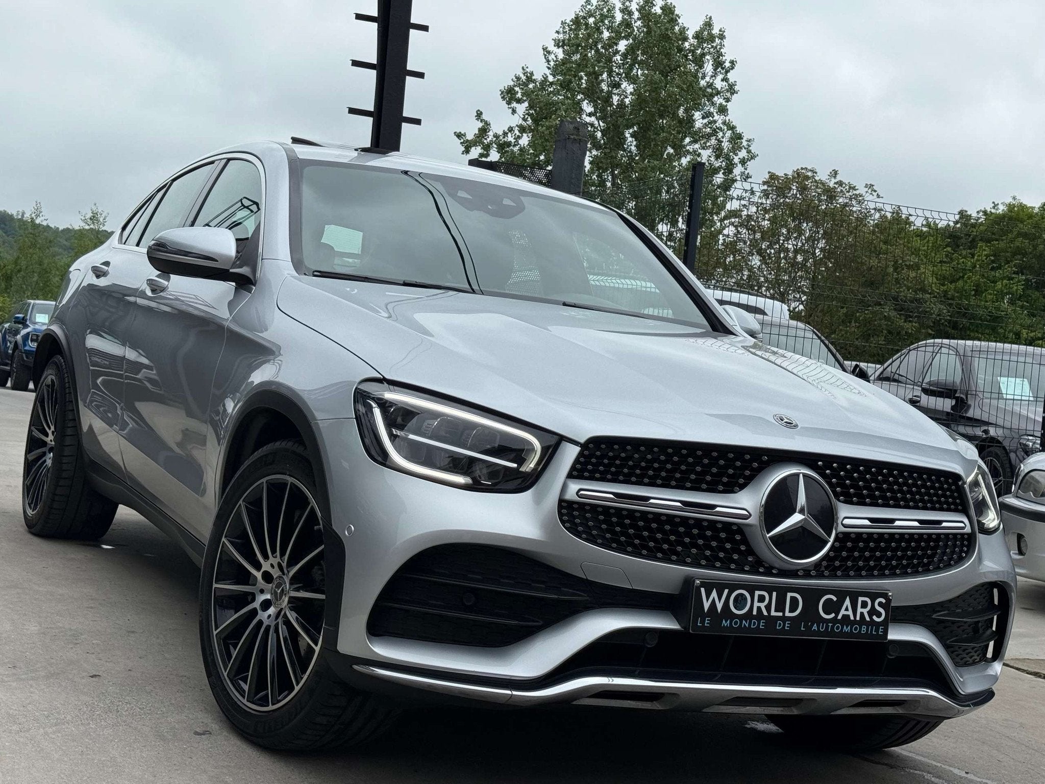 Mercedes-Benz GLC 200 d Coupé PACK AMG - TOIT OUVRANT - NAV, Cuir, Argent ou Gris, Euro 6, Entreprise