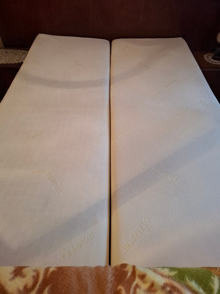 Tempur matras, Huis en Inrichting, Ophalen, Gebruikt, 210 cm, Matras