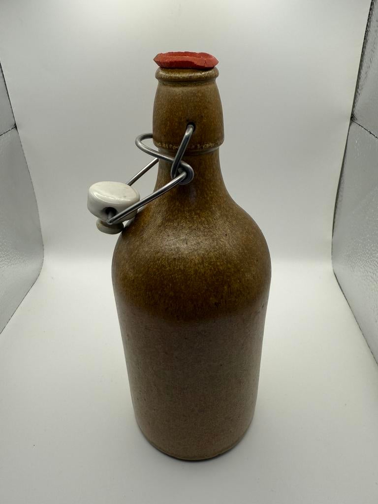 Bouteille ancienne en grès brun, Antiquités & Art, Enlèvement ou Envoi
