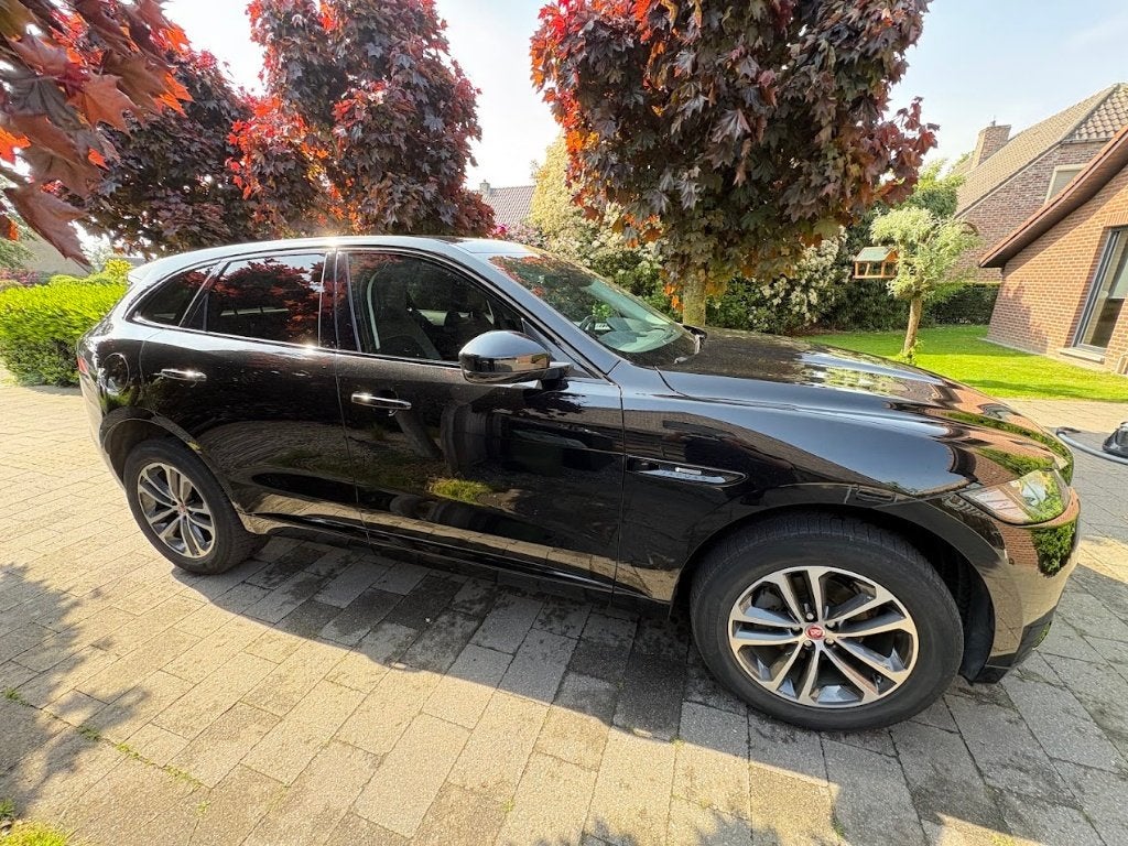 Jaguar F-Pace 2.0  AWD   R- Sport, Autos, Jaguar, 2460 kg, Euro 6, 3 places, 2500 kg