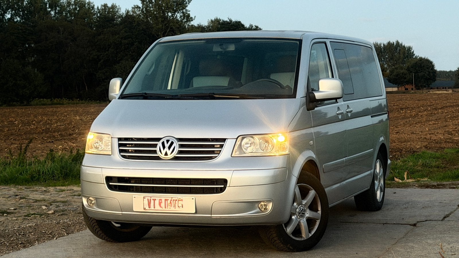 VW T5 Multivan Atlantis camper, Achat, 2500 cm³, 7 places, Boîte manuelle