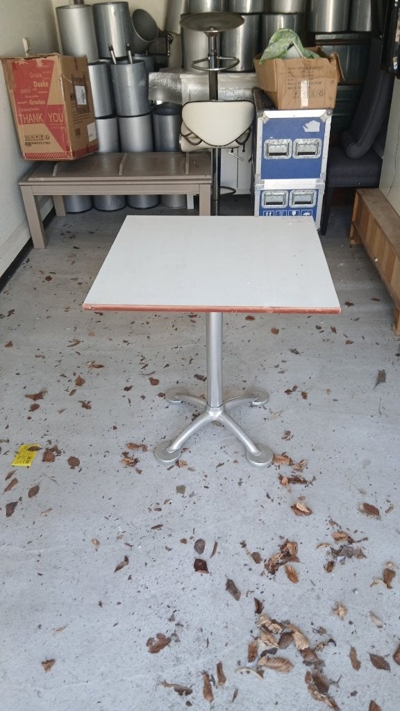 Table de bistrot blanche ou marron, Jardin & Terrasse, Enlèvement, Utilisé