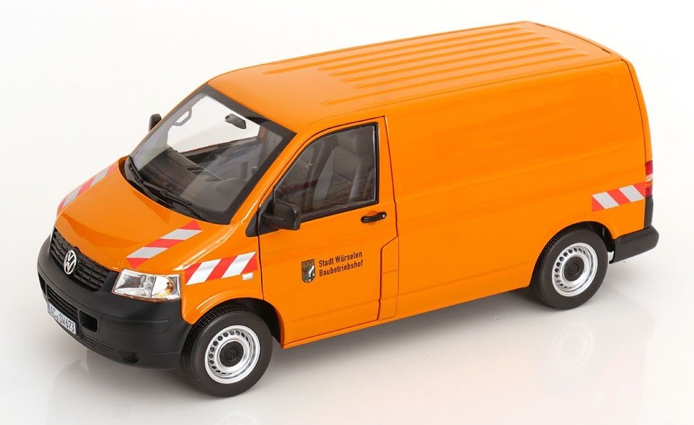 VW T5 Transporter Communal - Échelle 1/18 - PRIX : 119€, Hobby & Loisirs créatifs, Voitures miniatures | 1:18, Enlèvement ou Envoi