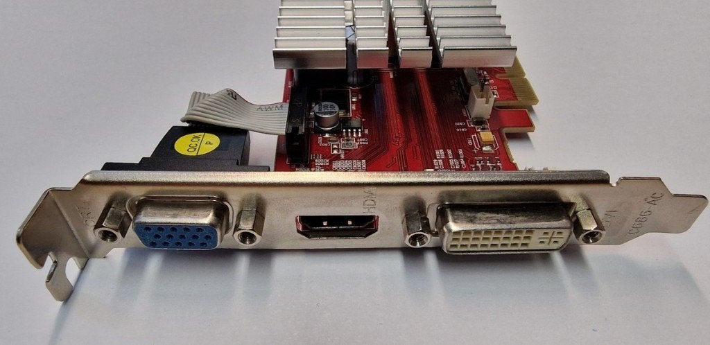 Ati Radeon HD 3450 256 Mo + 2 x 2 Go Kingston DDR3, Informatique & Logiciels, Cartes vidéo, HDMI, GDDR3, PCI Express 2, Comme neuf