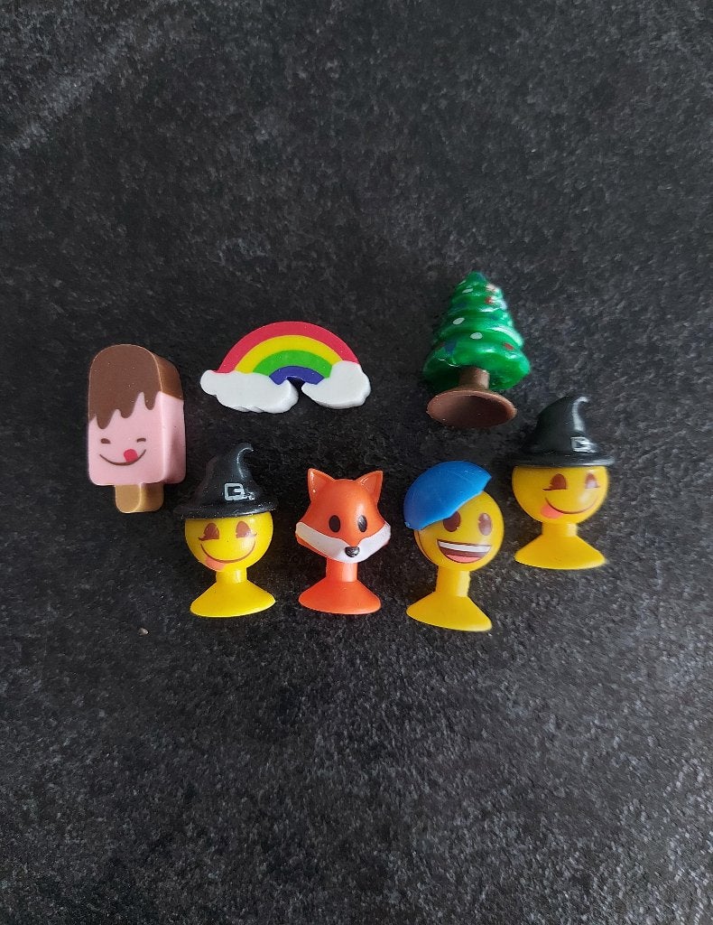 Emoji 2026 - 7 stuks beschikbaar, Aldi, Ophalen of Verzenden