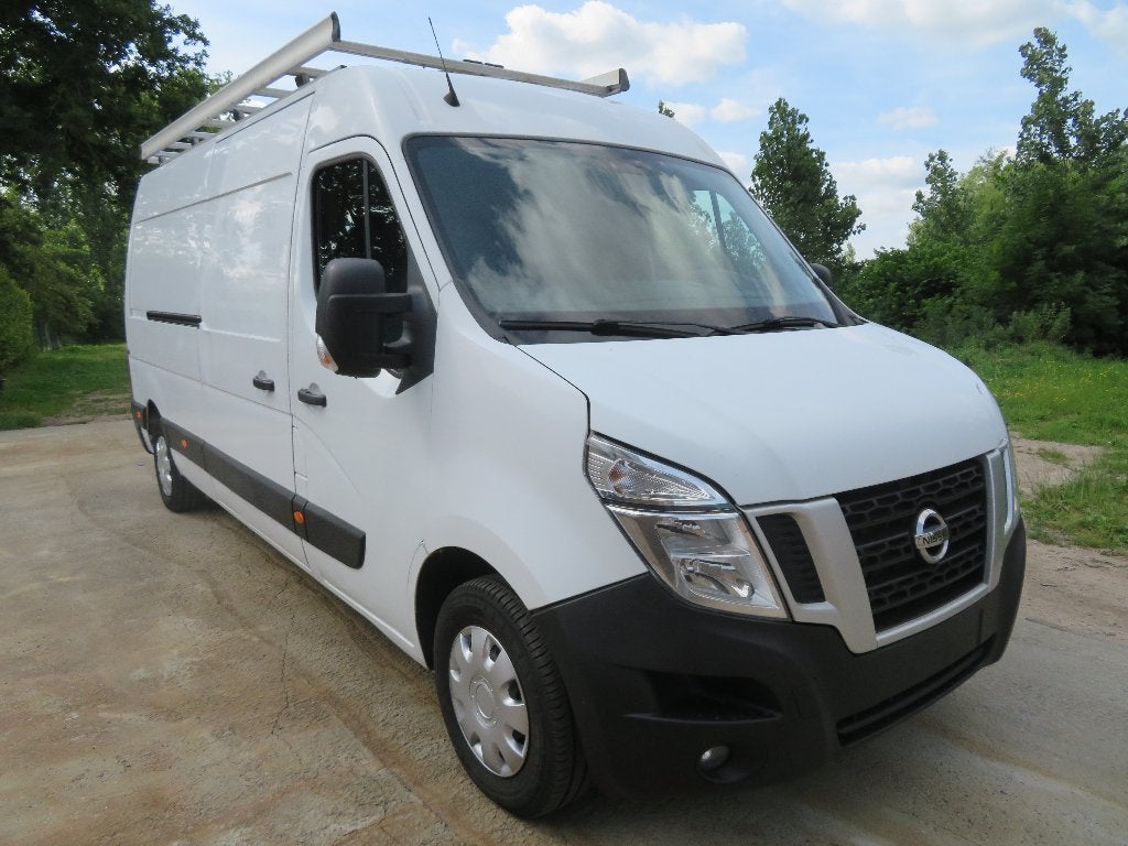 Nissan NV400 2.3dCi - Dakdrager - ingericht - 2018 - €6b, Auto's, https://public.car-pass.be/vhr/94c1b8b0-6bbf-4ee4-85cb-44b3f6f4dc2c