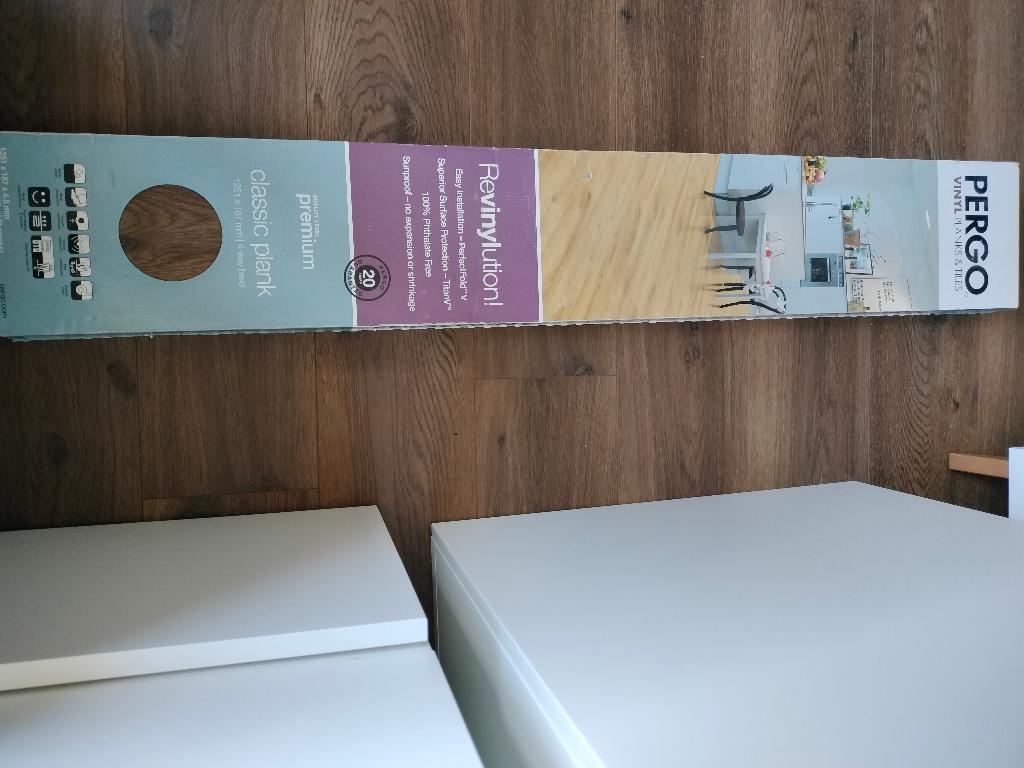 Vinyl vloer pergo, Huis en Inrichting, Stoffering | Vloerbedekking, Ophalen, Gebruikt, Bruin, 25 tot 50 m²