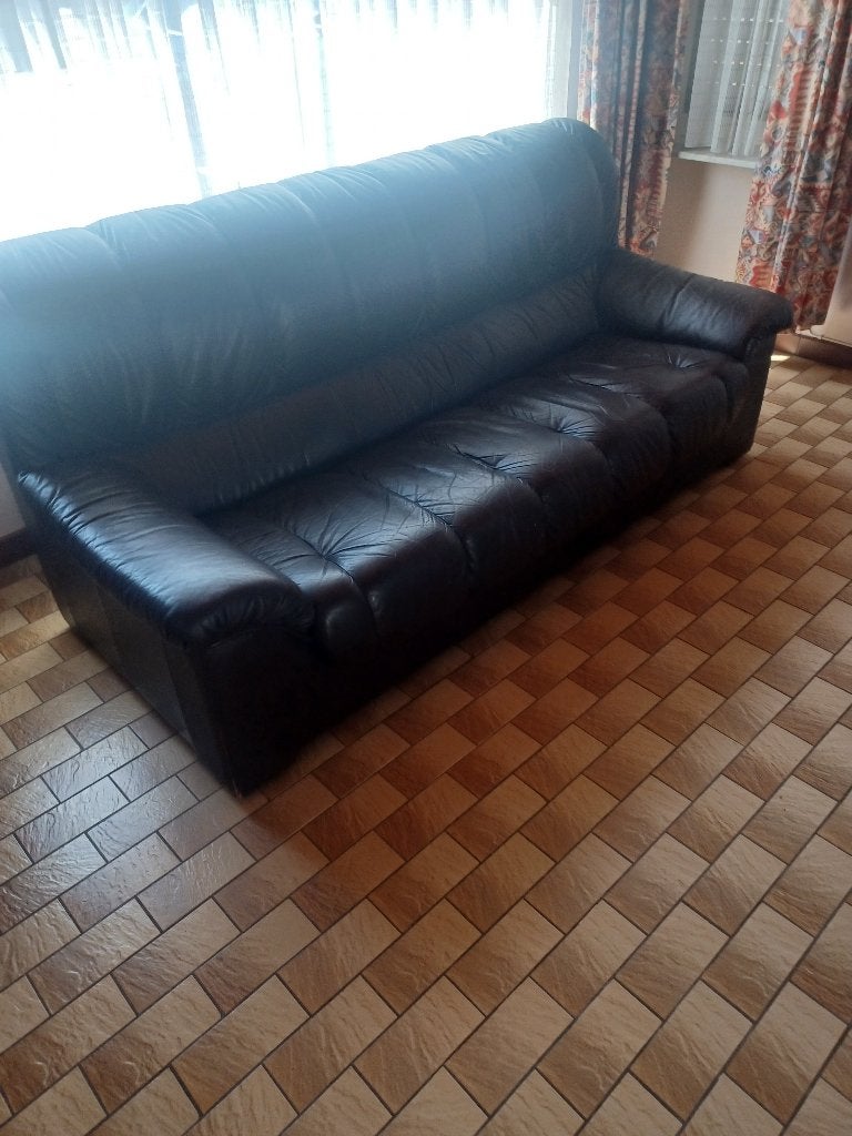 lederen salon en salontafel, Huis en Inrichting, Zetels | Complete zithoeken, Ophalen, Gebruikt, Leer