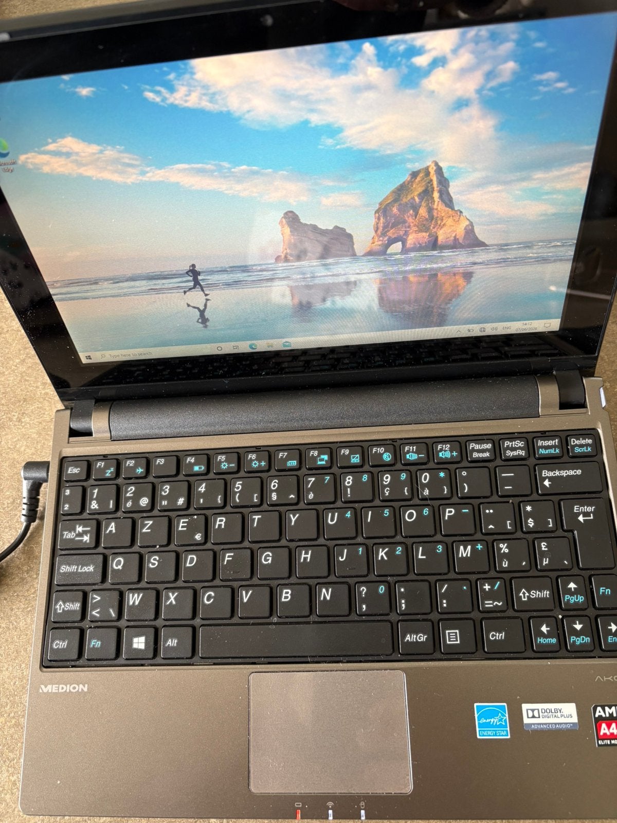 Mini laptop medion met toetsscherm, Enlèvement, Comme neuf