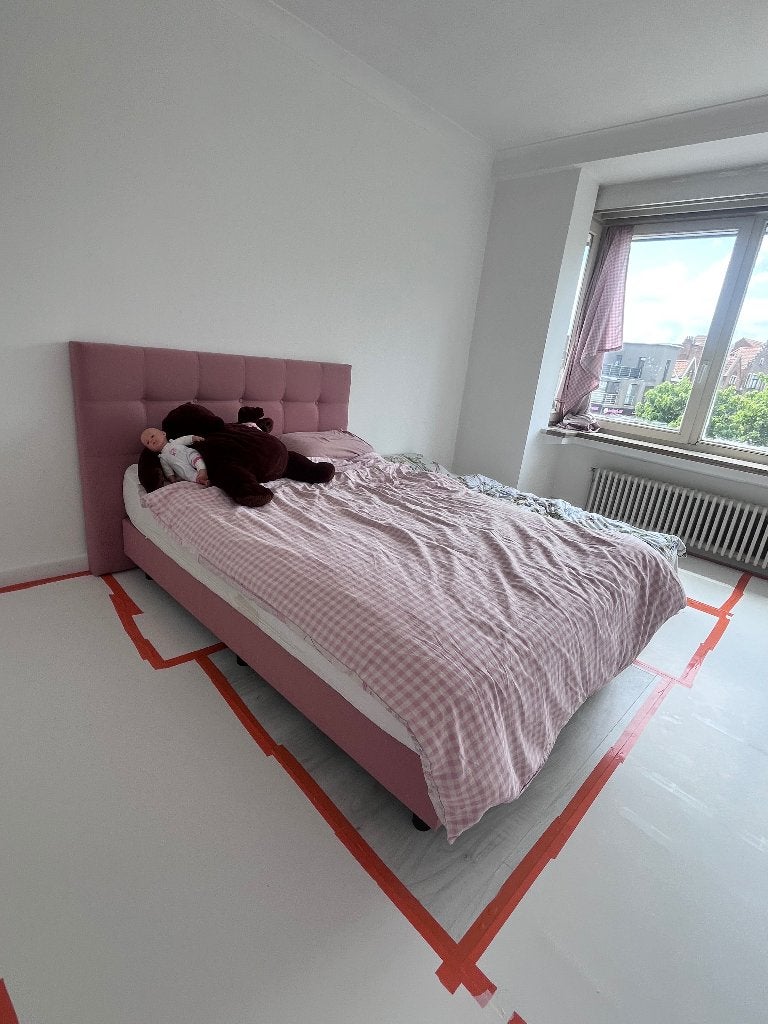 Zachtroze Boxspring, Huis en Inrichting, Slaapkamer | Boxsprings, Zo goed als nieuw, 140 cm, 200 cm, Tweepersoons, Roze, Ophalen