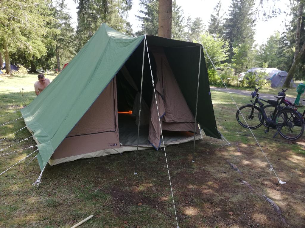 Tente de camping Le Cabanon Guadeloupe, Caravanes & Camping, Enlèvement, Comme neuf, Jusqu'à 4