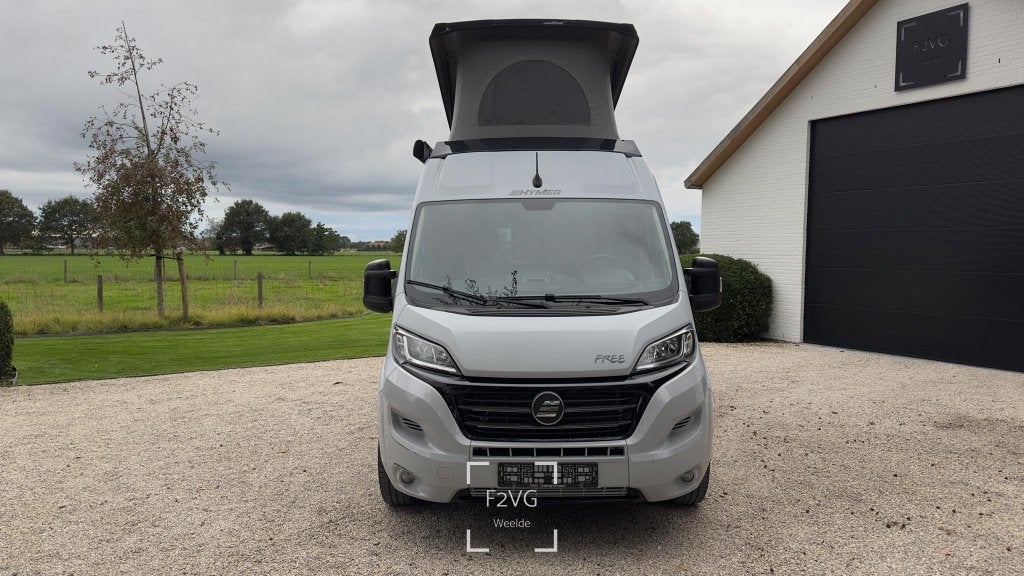 Hymer Free 600 Toit élévateur/couchage, Jusqu'à 4, Fiat, Boîte manuelle, Diesel