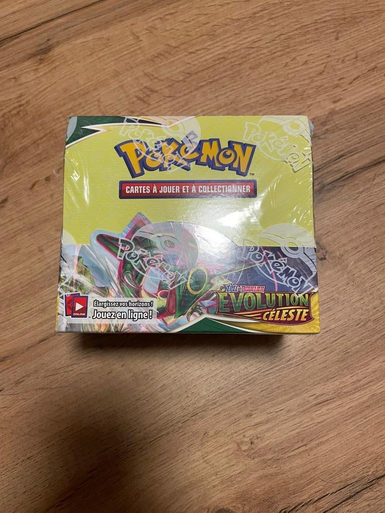 Display évolution celeste, Hobby & Loisirs créatifs, Jeux de cartes à collectionner | Pokémon, Enlèvement ou Envoi, Neuf, Booster box