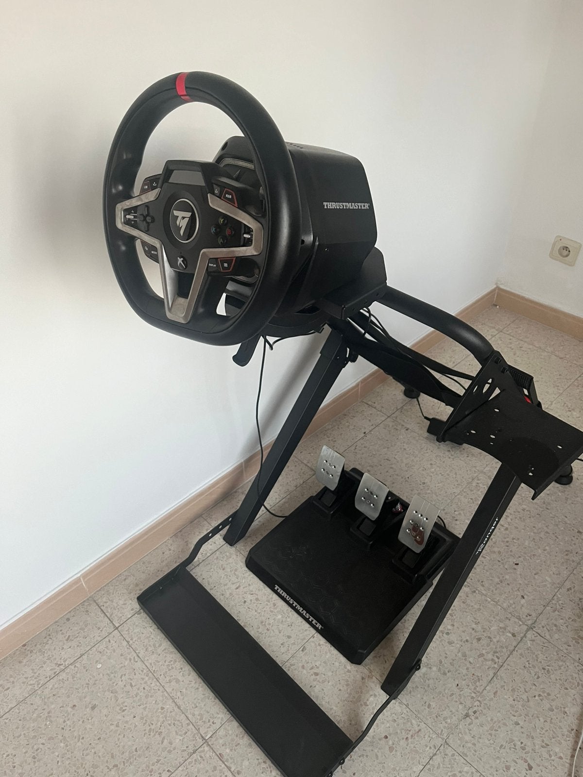 Thrusmaster t248 ( comme neuf ), Consoles de jeu & Jeux vidéo, Enlèvement ou Envoi, Comme neuf