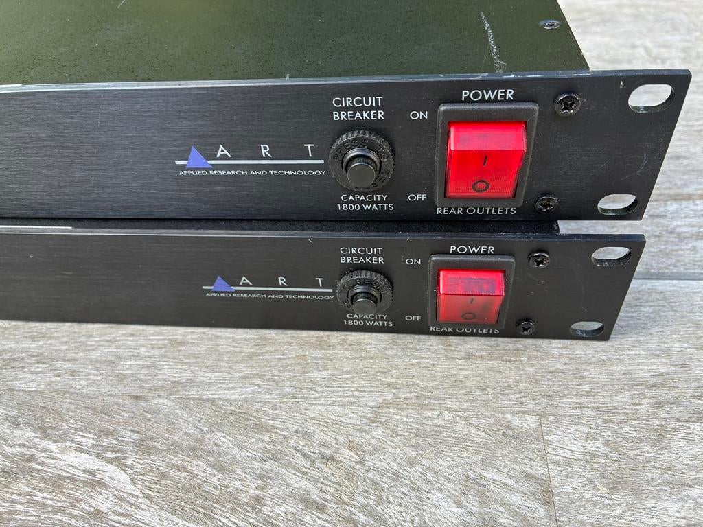 Rack power distributie, switch en patch, Muziek en Instrumenten, Effecten, Gebruikt, Ophalen of Verzenden