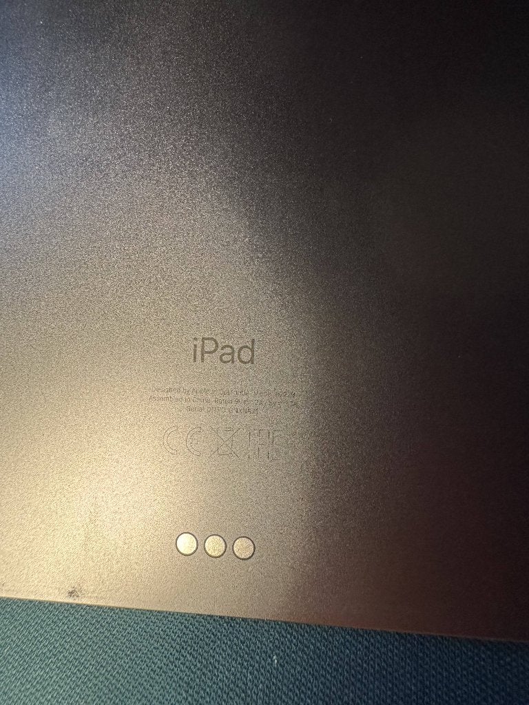 Ipad Pro 12.9 6e génération - Bloqué Icloud, Gris, 12 pouces, Utilisé, Apple iPad Pro