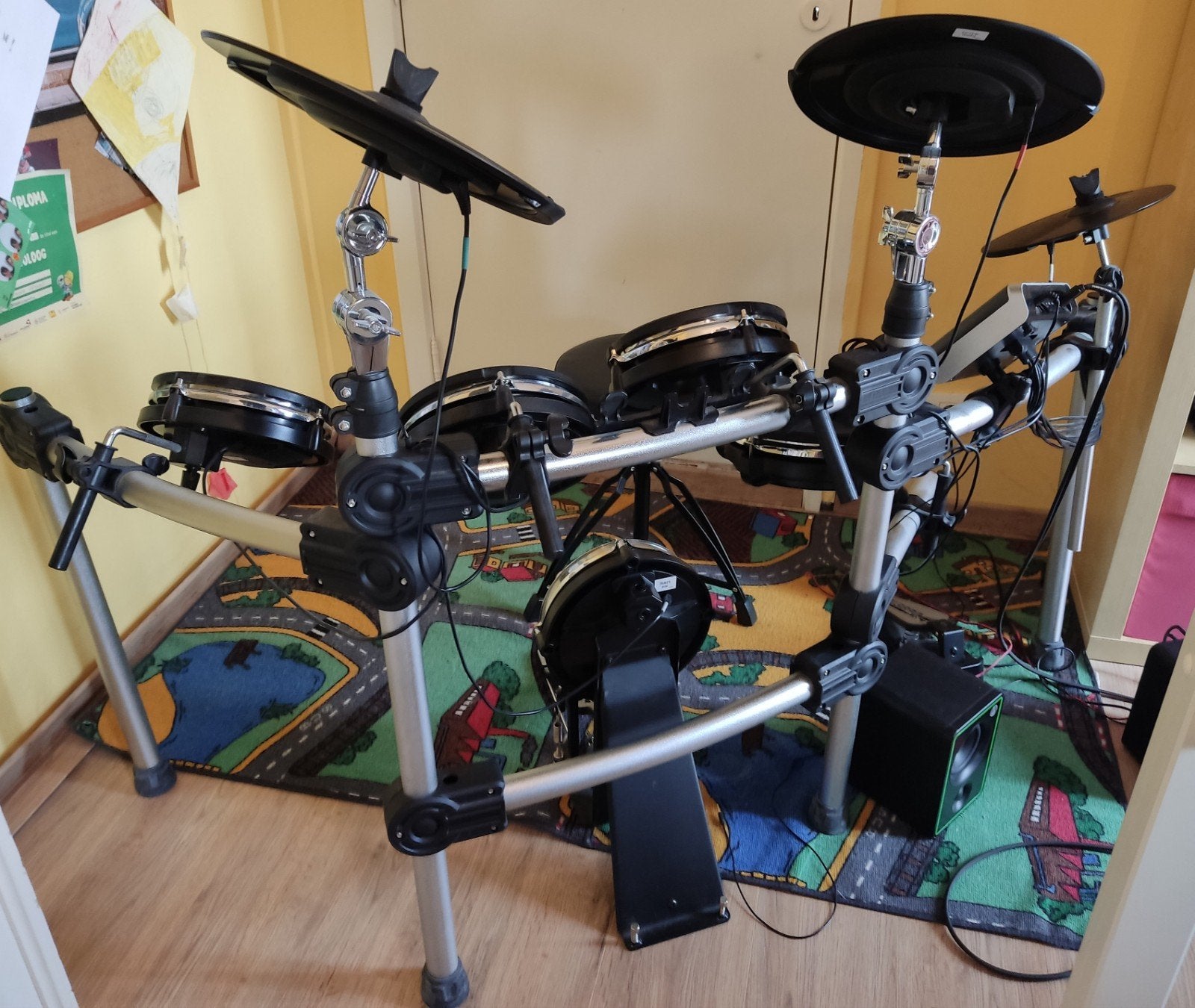 Elektrisch drumstel van Carlsbro., Muziek en Instrumenten, Drumstellen en Slagwerk, Ophalen, Gebruikt, Elektronisch