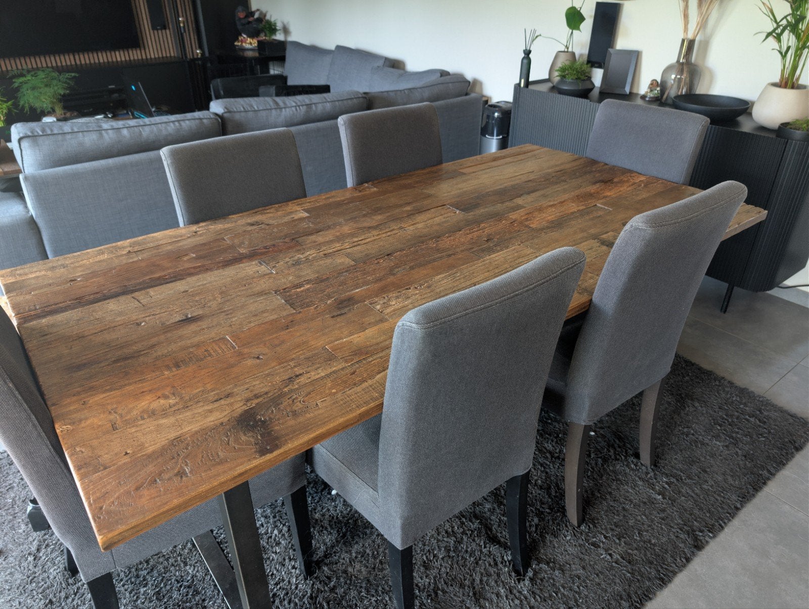 Eettafel gerecycleerde olm met zwart stalen frame, Huis en Inrichting, Tafels | Eettafels, Ophalen, Gebruikt, 100 tot 150 cm, Vijf personen of meer
