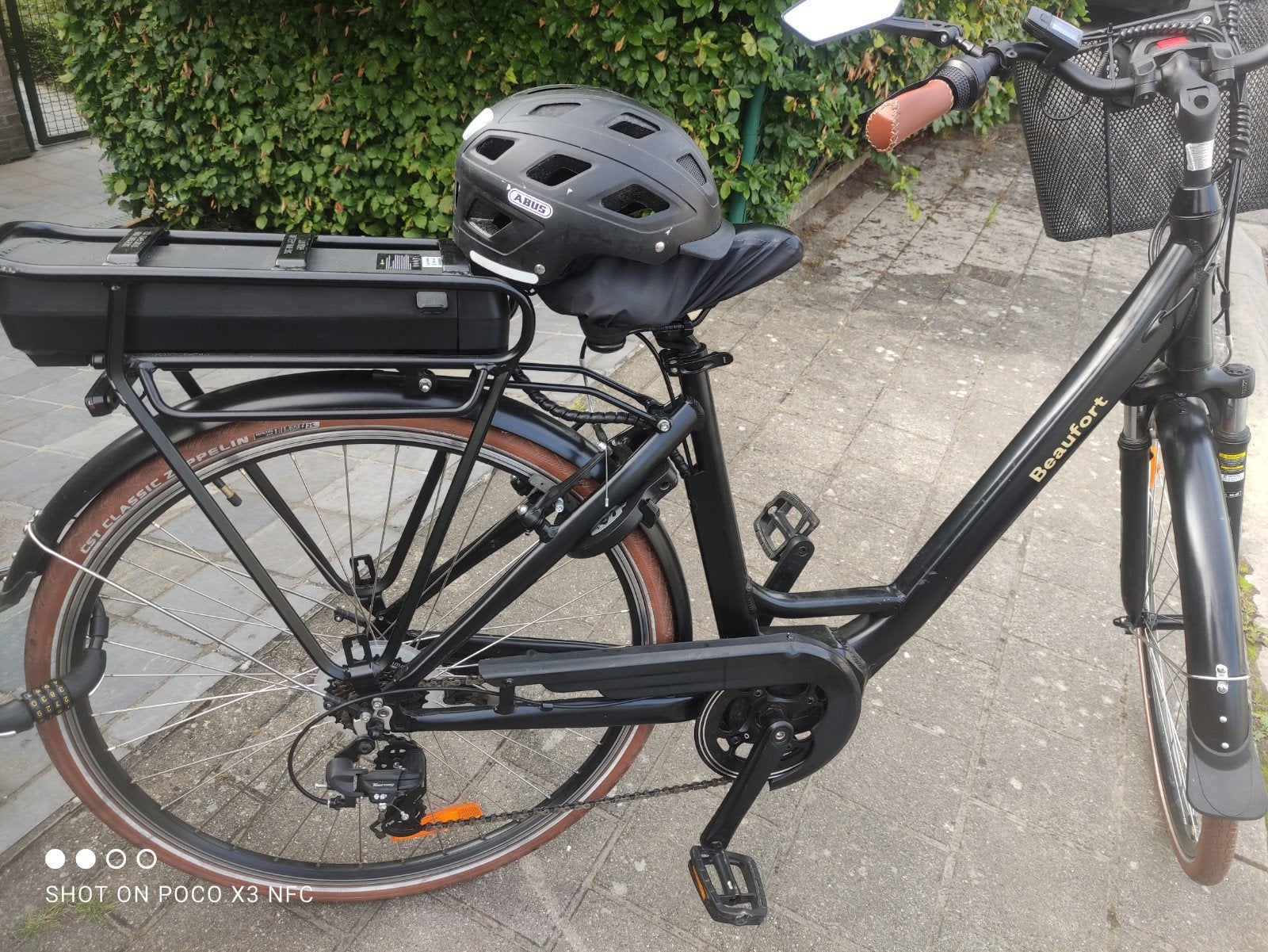 klasse damesfiets elektrish met middenmotor !!!oudenaarde, Ophalen of Verzenden