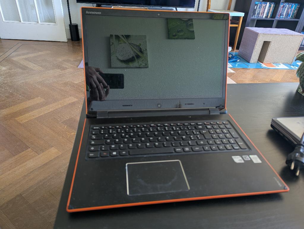 lenovo ideapad flex 15 model 20309, I7-4500U, 8 GB, Enlèvement, SSD