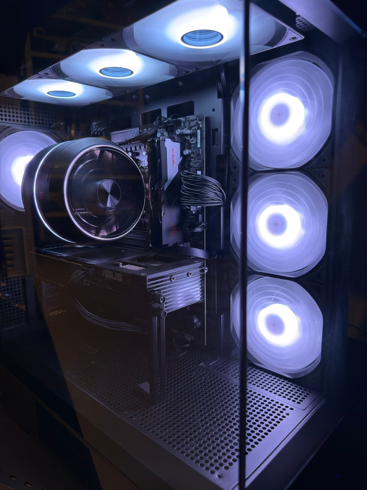 Nieuwe gaming-pc met garantie DDR 5 16go/Ryzen 5/ Rtx 8go, Computers en Software, Ophalen, Nieuw, SSD