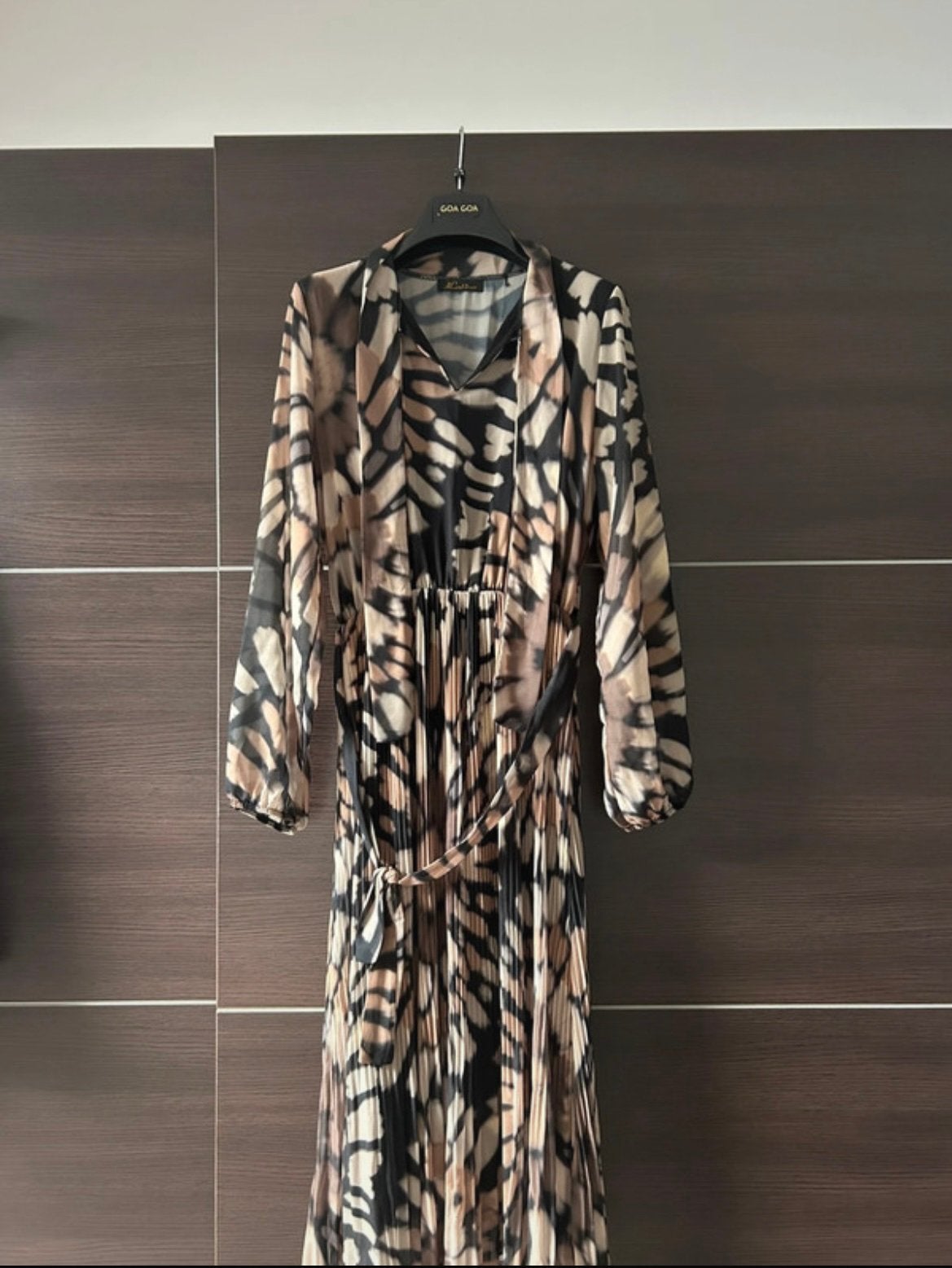 Longue robe, Vêtements | Femmes, Enlèvement, Comme neuf