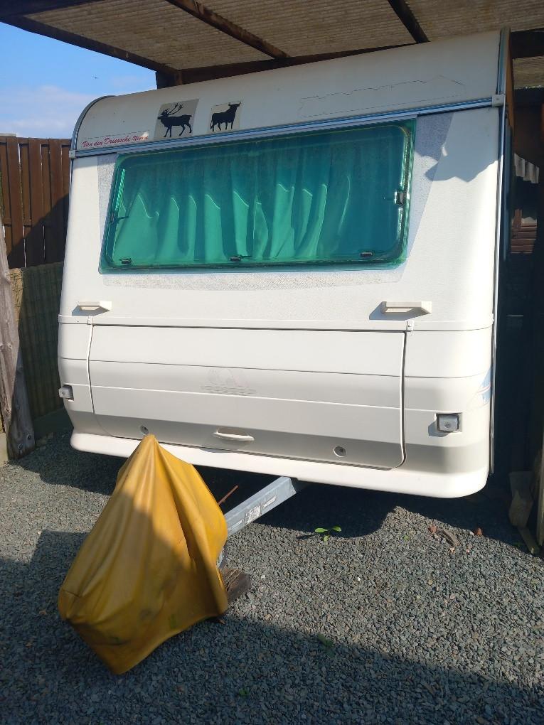 Caravan, Standaardzit, Ringverwarming, Vast bed, Particulier
