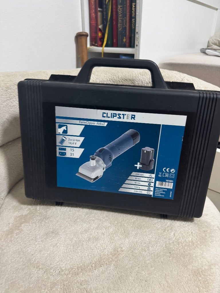 Scheermachine met 2 accu’s, Dieren en Toebehoren, Overige merken, Ophalen, Zo goed als nieuw, Scheerapparatuur