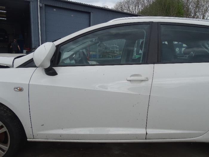 Portier 4Deurs links-voor van een Seat Ibiza (LB9A), Gebruikt, -, Deur, -