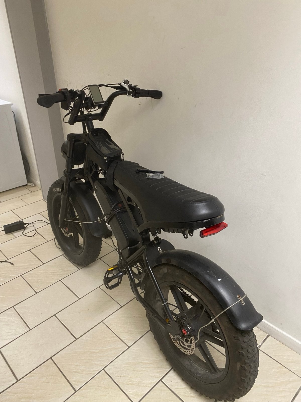 Fatbike v20 pro mooie conditie, Enlèvement, Comme neuf