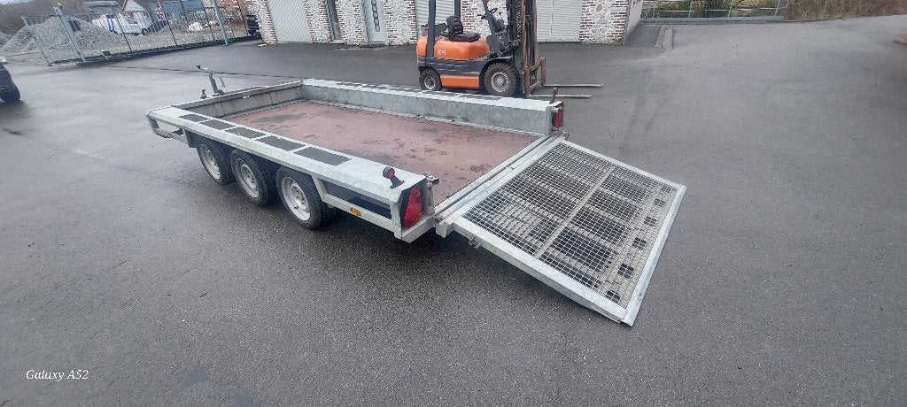REMORQUE PORTE ENGINS 3 ESSIEUX HENRA 3.5 T, Enlèvement, Utilisé