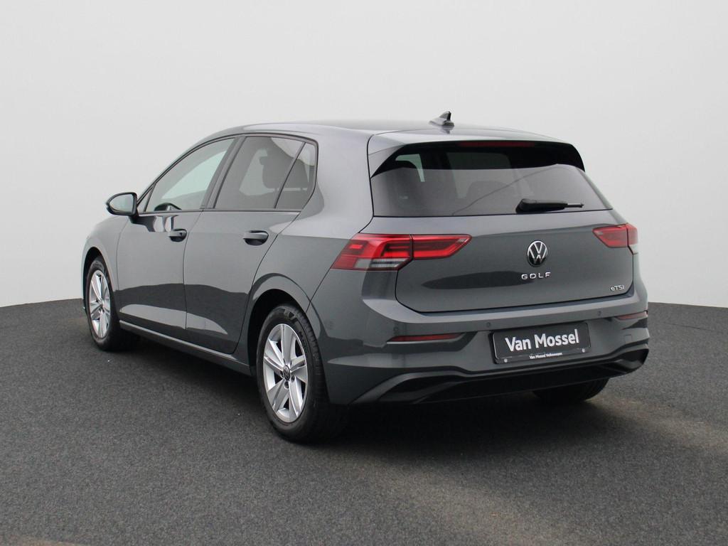 Volkswagen Golf VIII 1.5 eTSI Life DSG | Adaptive Cruise | C, Auto's, Volkswagen, Stof, Gebruikt, 4 cilinders, Bedrijf
