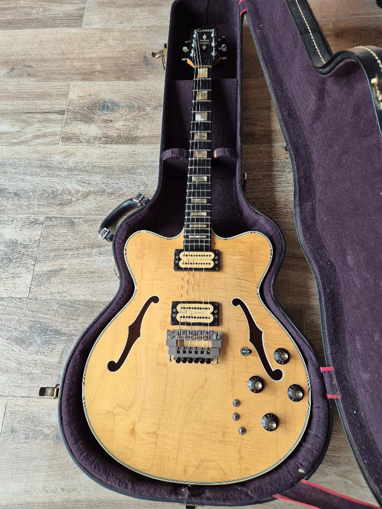 Carvin SH225 - 1982, Musique & Instruments, Instruments à corde | Guitares | Électriques, Enlèvement, Utilisé, Hollow body, Autres marques