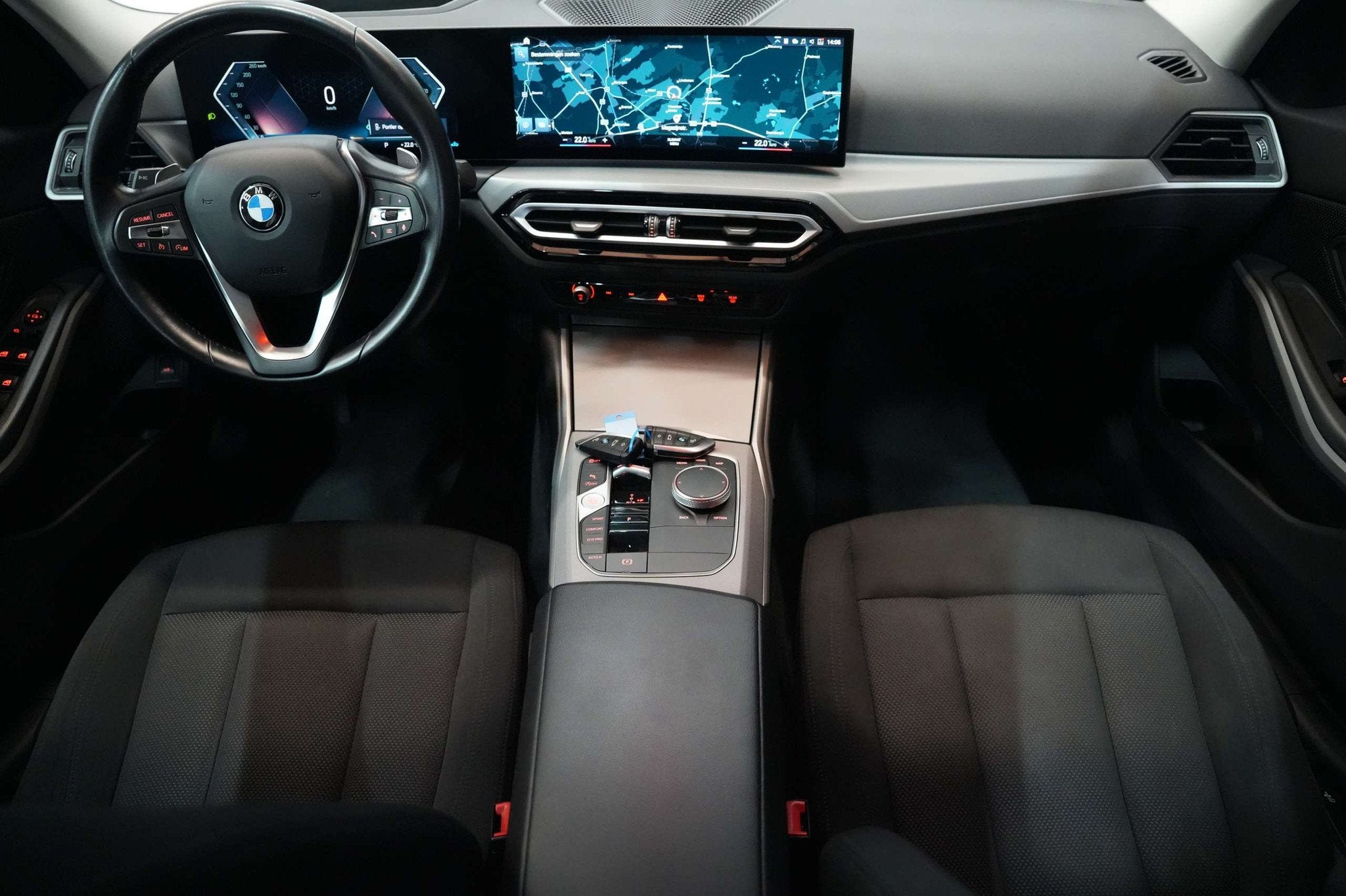 BMW 318 iA Automaat Benzine Facelift Garantie EURO6d, Autos, Achat, Euro 6, Carnet d'entretien, Noir