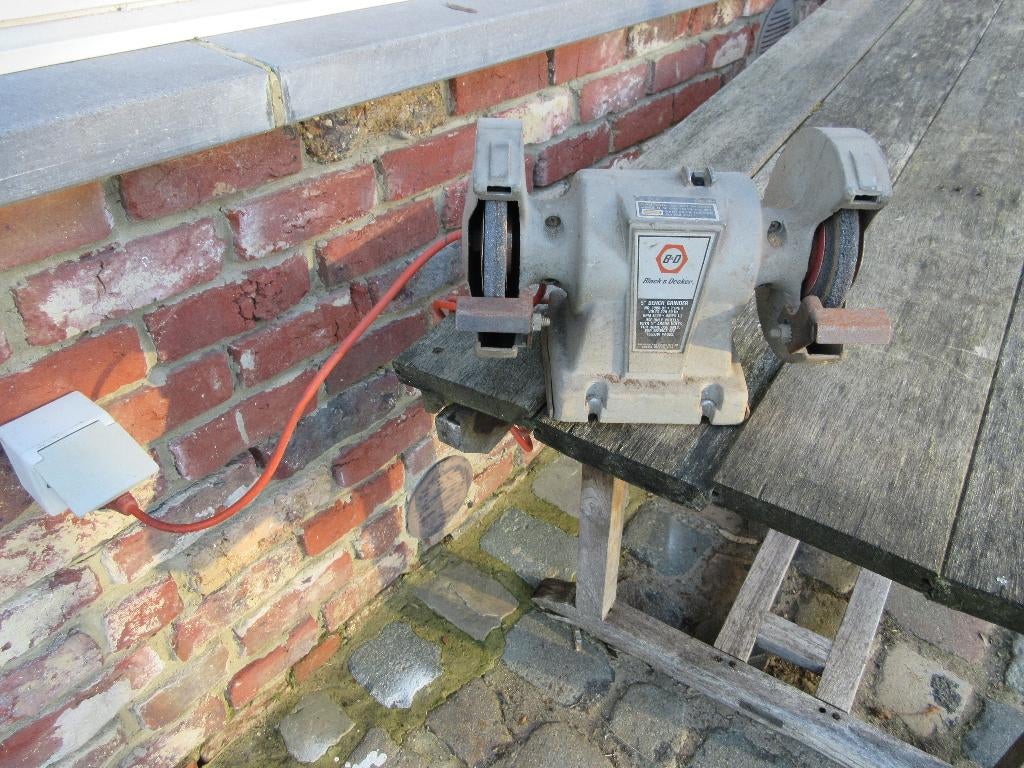 Black & Decker slijpmachine 5 bench grinder wheels, Doe-het-zelf en Bouw, Gereedschap | Slijpmachines, Ophalen