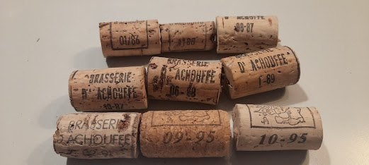 La Chouffe brouwerij d'Achouffe oude kurken jaren 80/90, Ophalen of Verzenden, Gebruikt, Overige typen, Overige merken